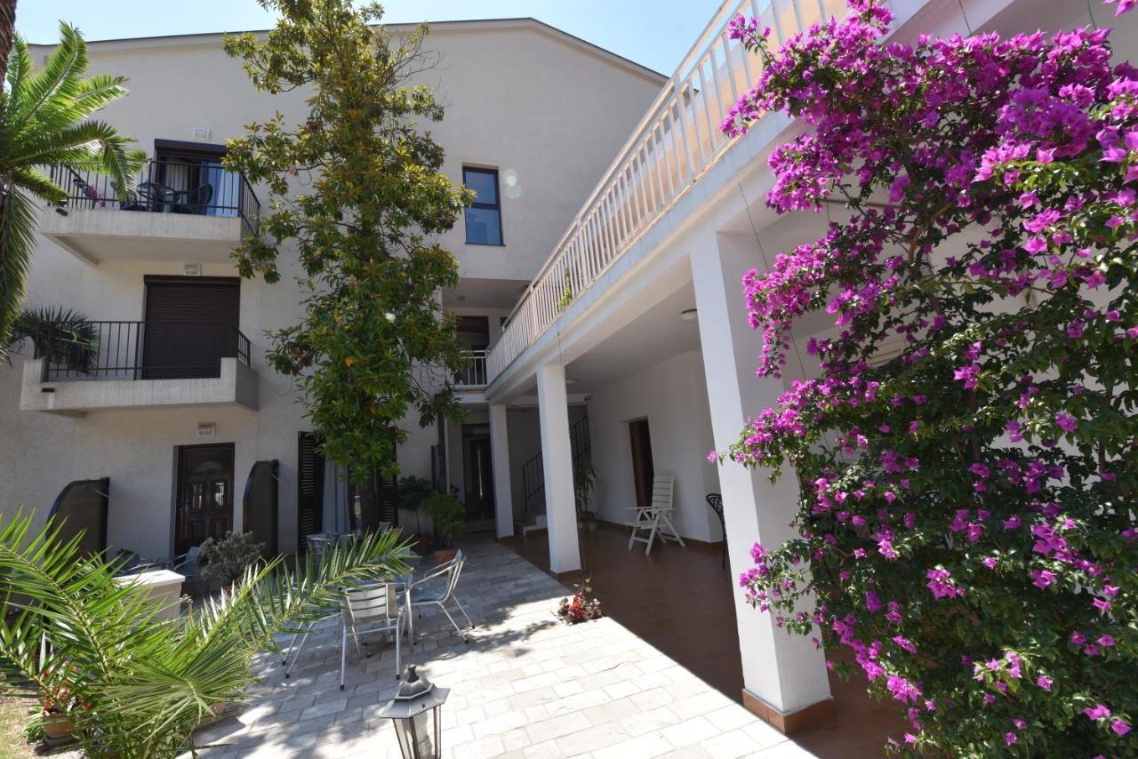 Studio Apartments 6 Palmi Budva Luaran gambar