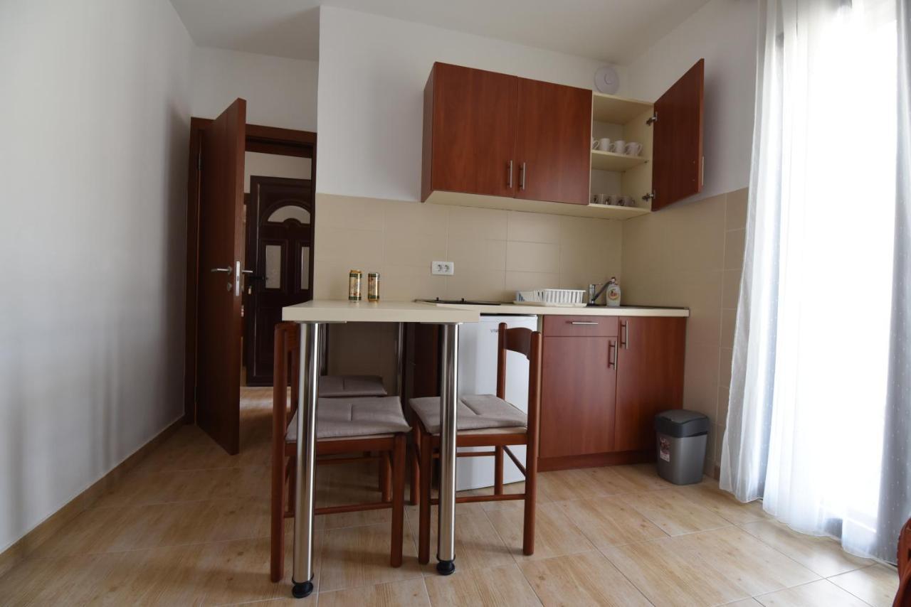 Studio Apartments 6 Palmi Budva Luaran gambar